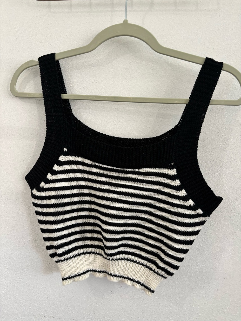 SHEIN Black & White Striped Knit Crop Top